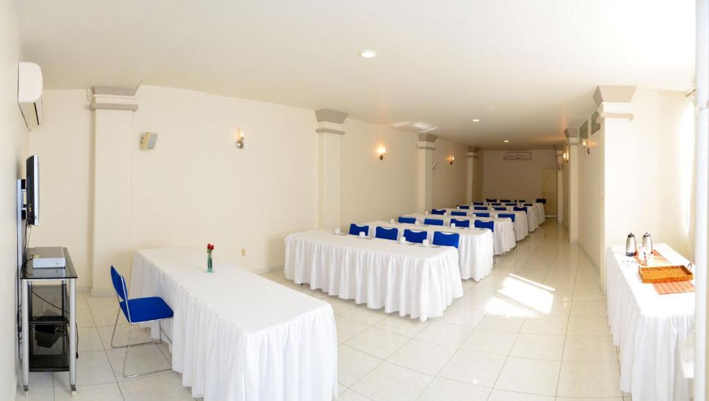 Real Avenida Hotel Tuxtla Gutiérrez Zewnętrze zdjęcie